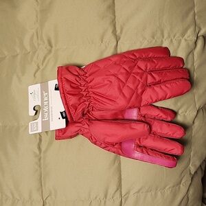Isotoner Gloves in Very Berry S/M